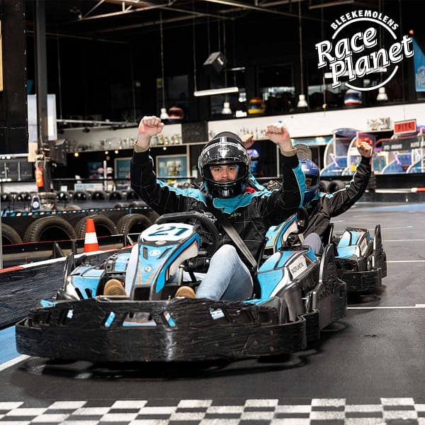 Karten voor 2 personen bij Bleekemolens Race Planet in Amsterdam of Delft