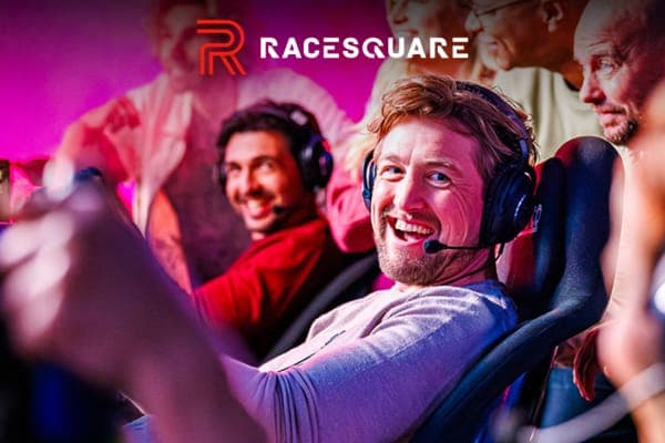 Een uur Formule 1 simracen met 5 personen in een van de unieke vestigingen van Racesquare